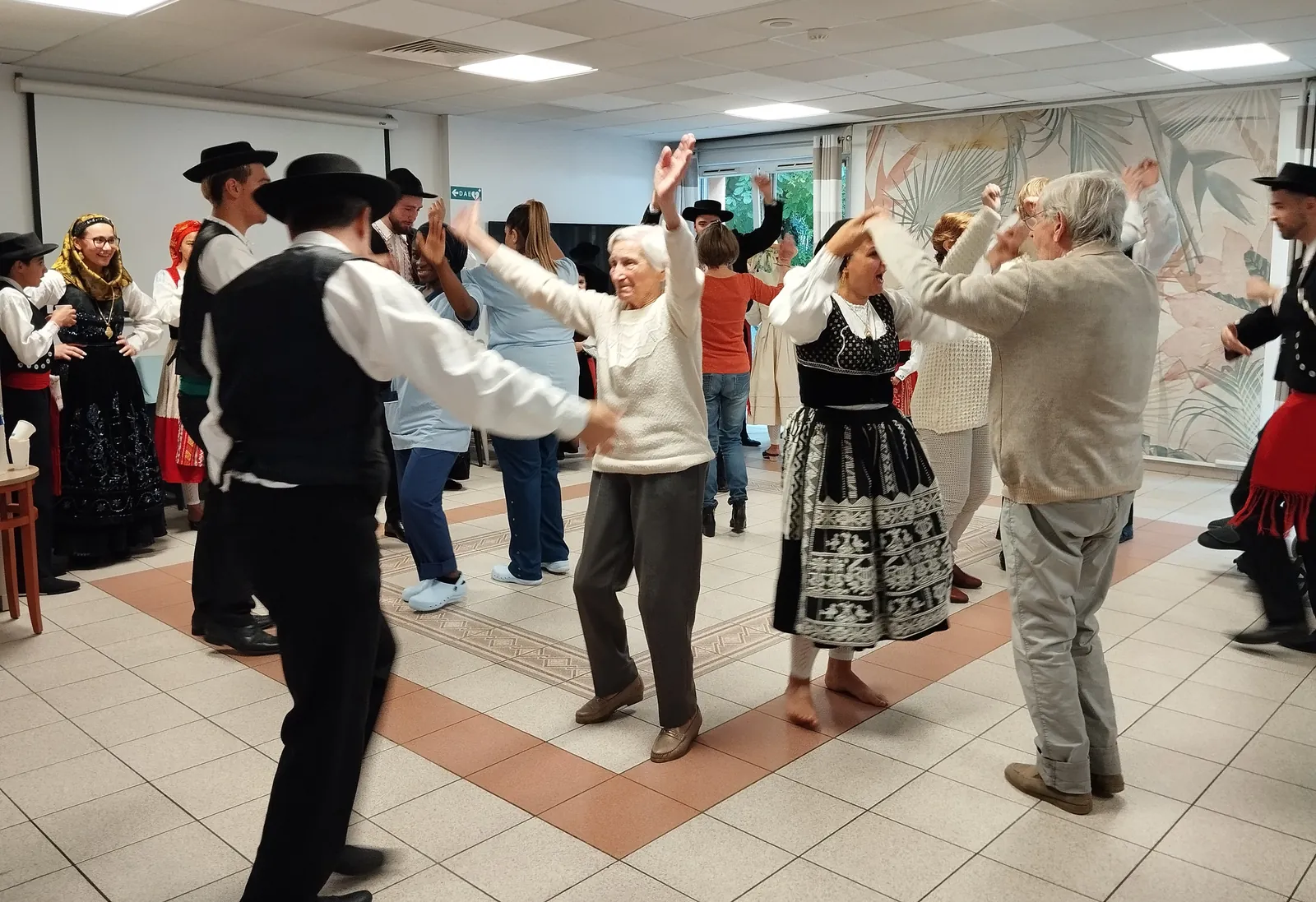 APRES MIDI TRES FESTIF !