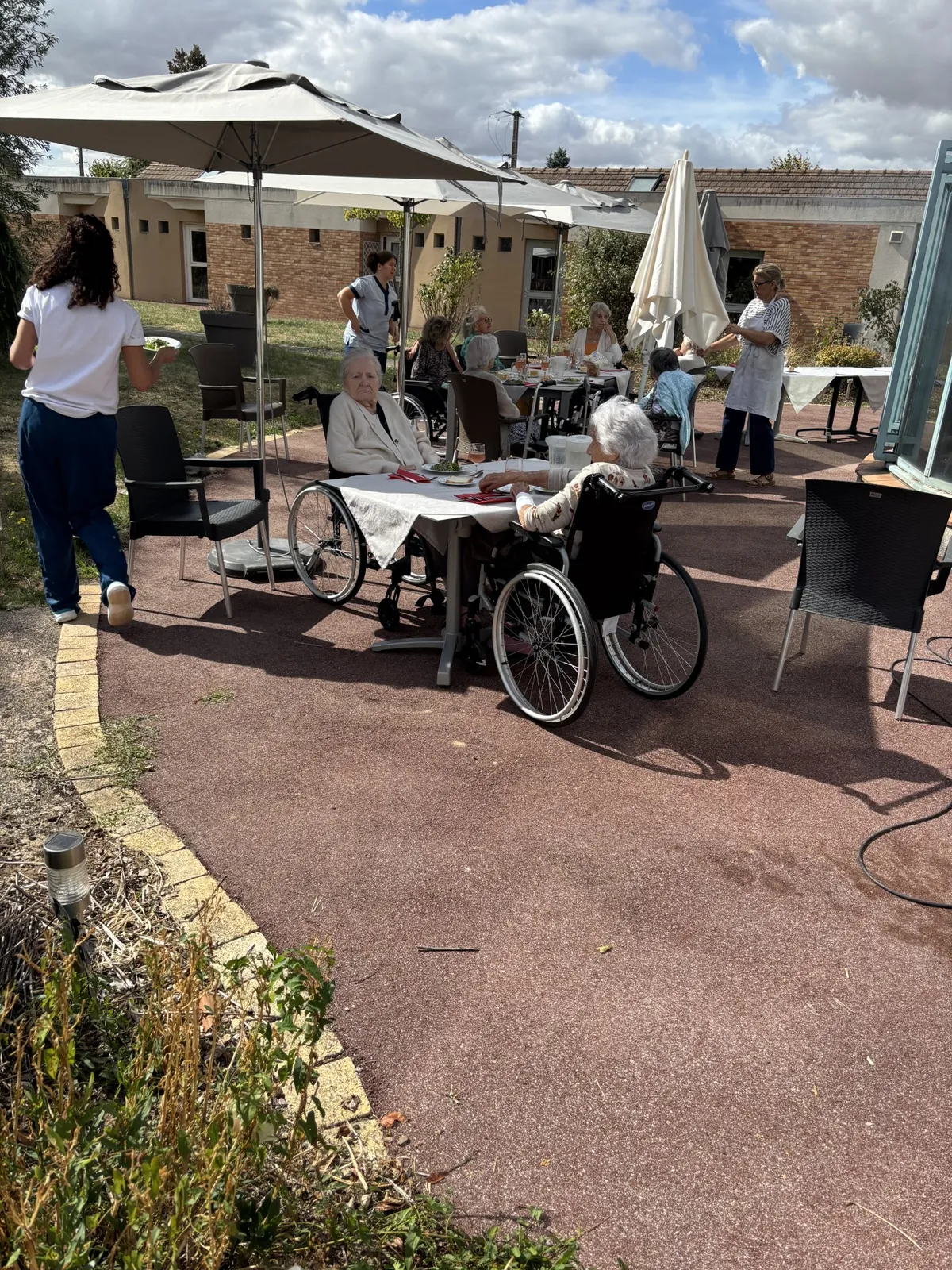 Barbecue et activité manuelle 