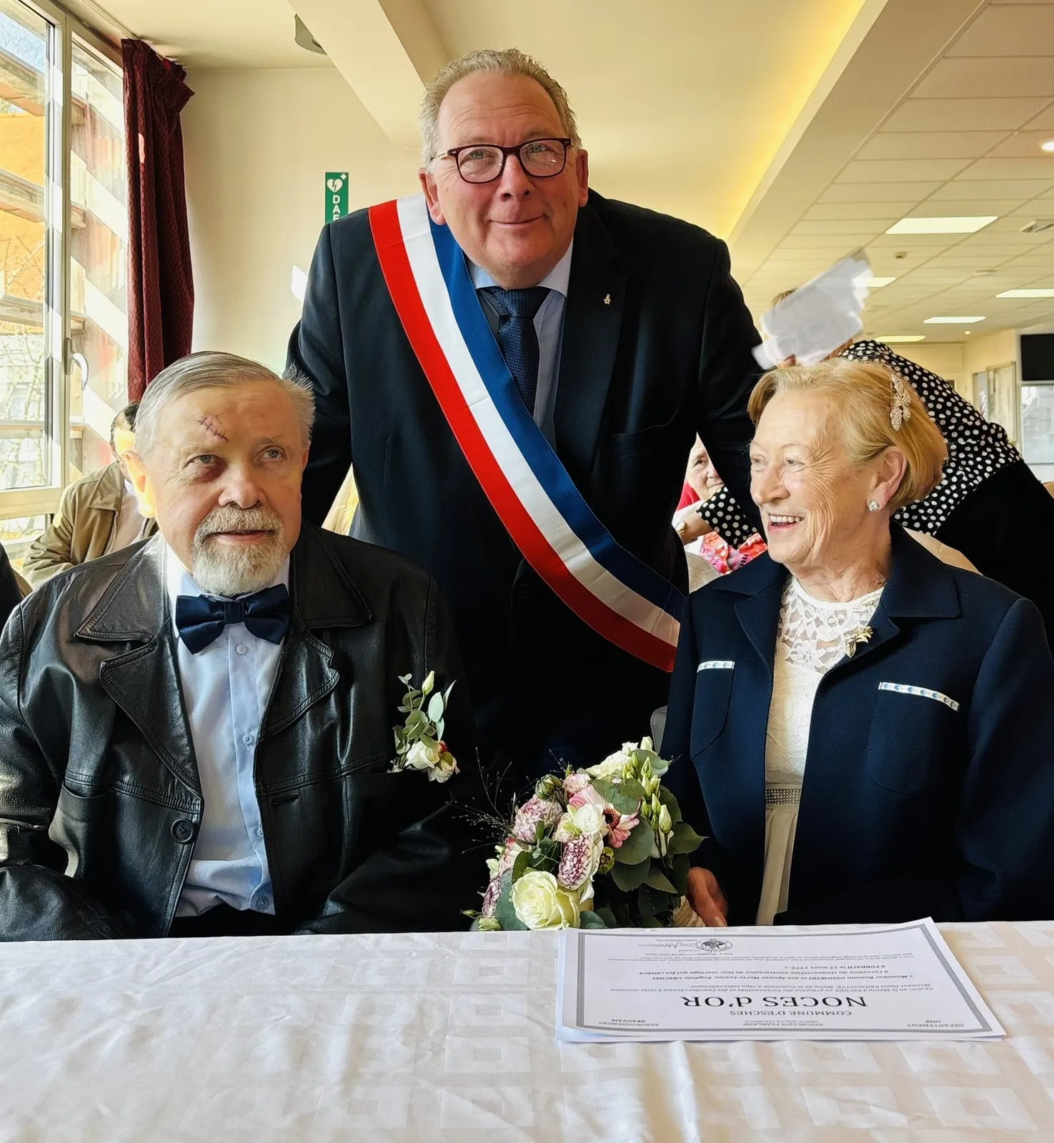 Célébrons les noces d'or de Mr & Mme O  à la  Résidence Les Jardins Médicis d'Esches