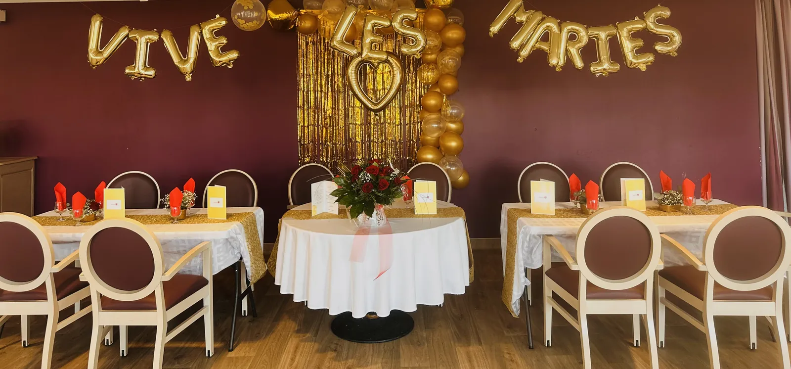 Célébrons les noces d'or de Mr & Mme O  à la  Résidence Les Jardins Médicis d'Esches