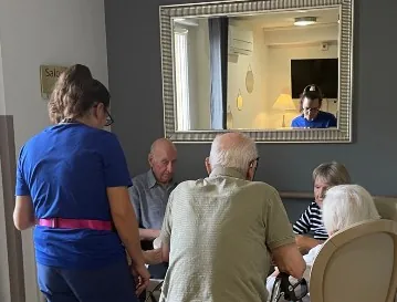La belote s’installe à la Résidence la Triade !