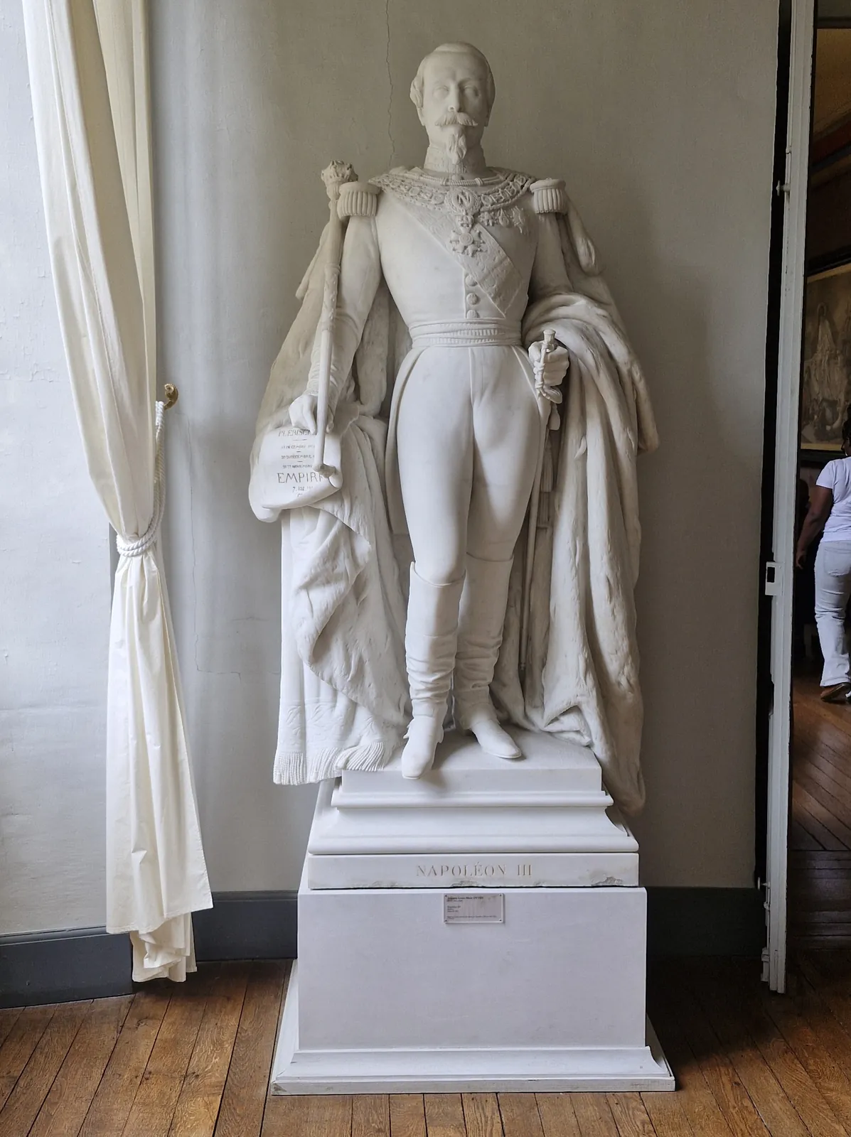 Trois centenaires en visite au château de Compiègne !