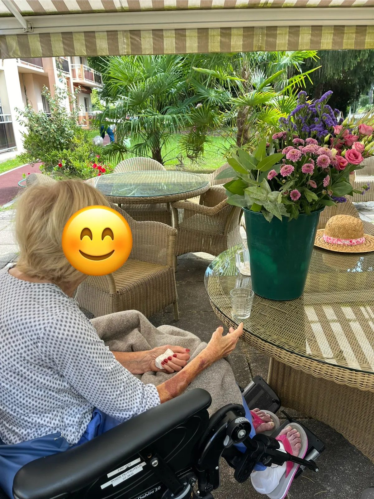 Des fleurs pour orner le rez-de-chaussez !