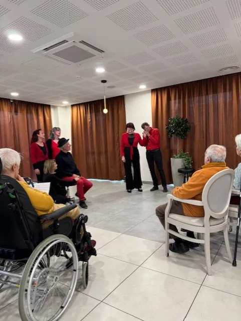  La Chorale "L'Air de Rien", un voyage musical à la Résidence des Terrasses de l'étoile