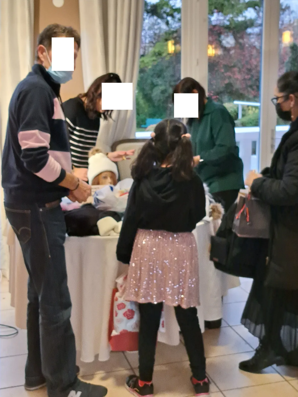 MARCHE DE NOËL, RESIDENCE DE LA TOUR
