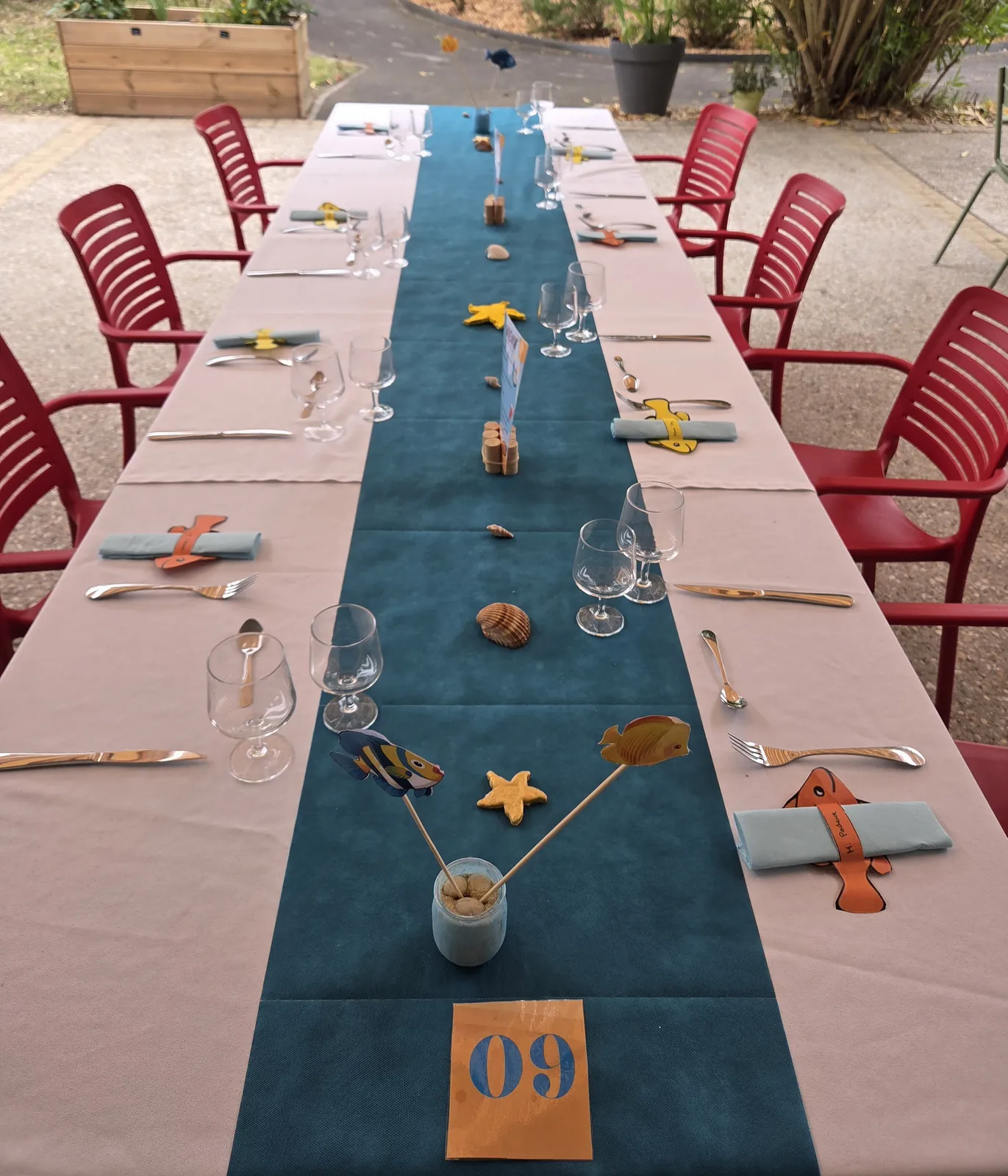 Une table aux couleurs de l’Océan et cap sur un repas aux Saveurs Marines