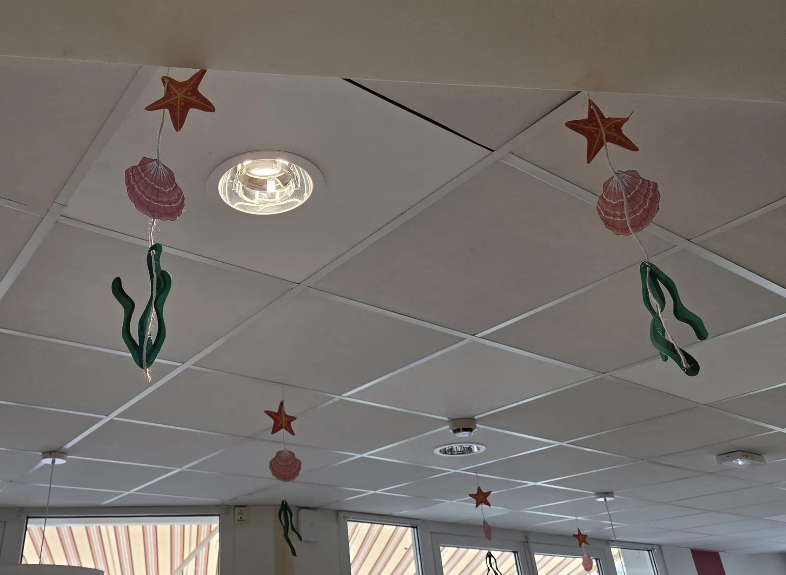 Une table aux couleurs de l’Océan et cap sur un repas aux Saveurs Marines