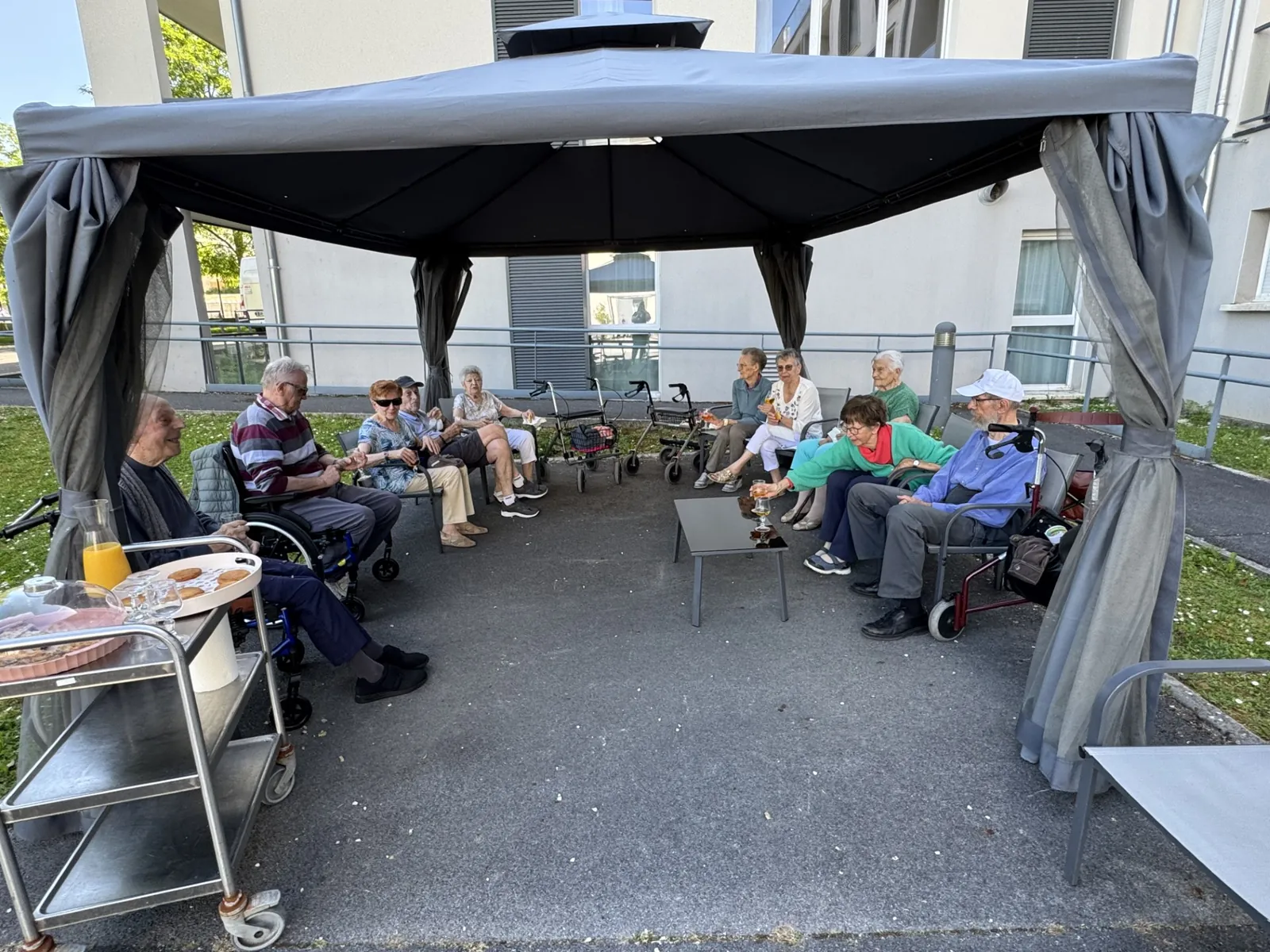 Avec l’arrivée des beaux jours, le goûter prend l’air ! 