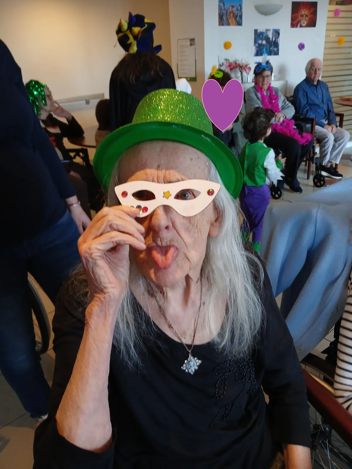 La Résidence Irénée de Bessenay fait son carnaval !
