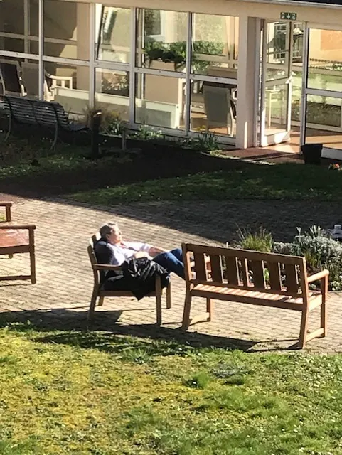 J'ai descendu dans mon jardin...