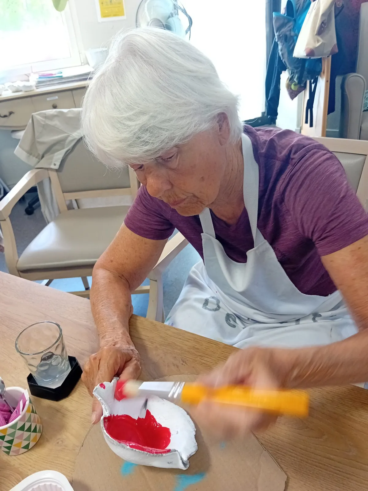 Modelage et peinture à l'accueil de jour