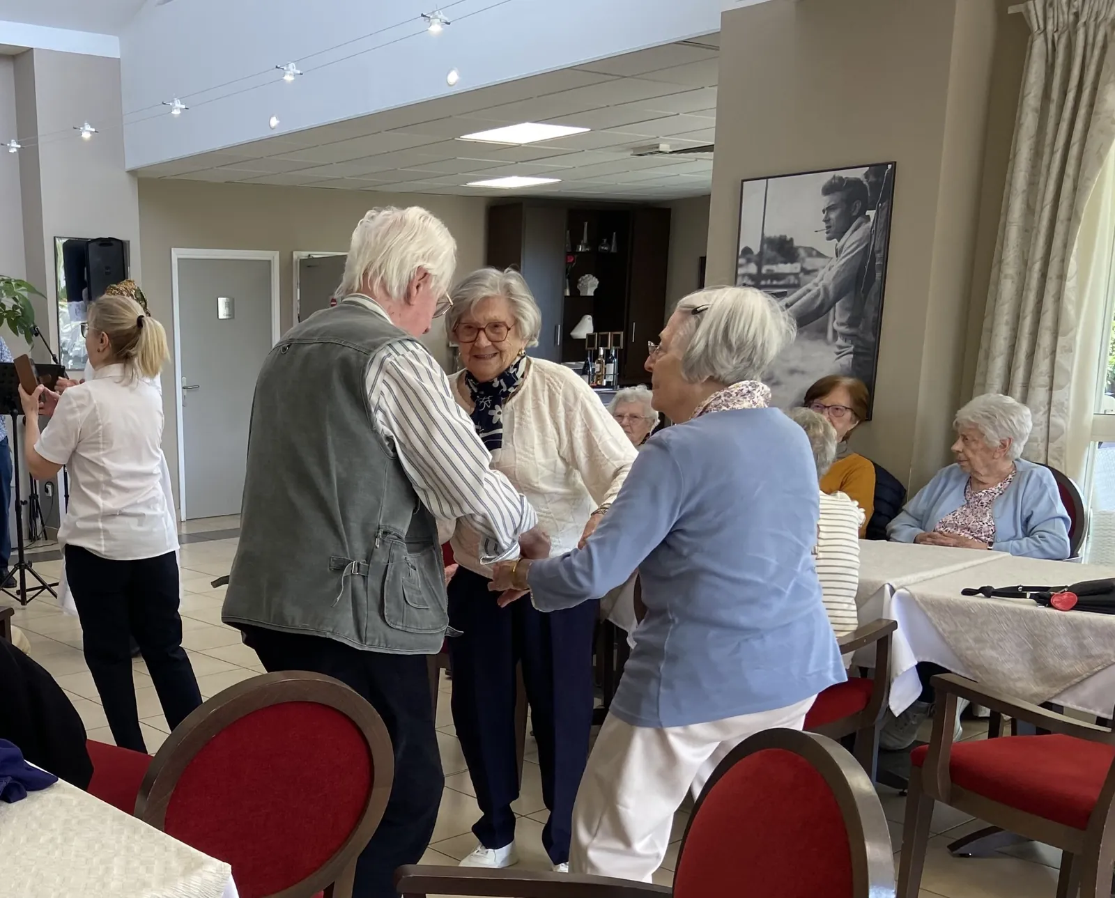 Alors on Danse
