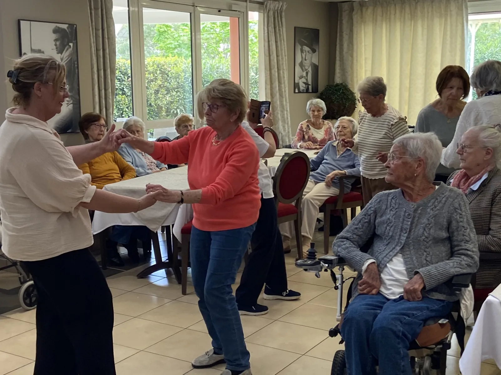 Alors on Danse
