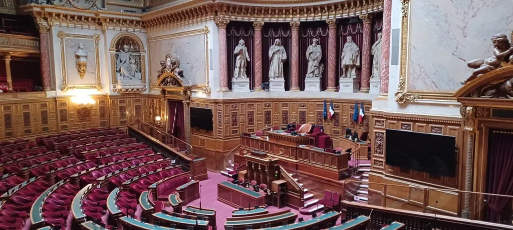Visite du Palais du Luxembourg pour les résidents d'ELEUSIS Poissy