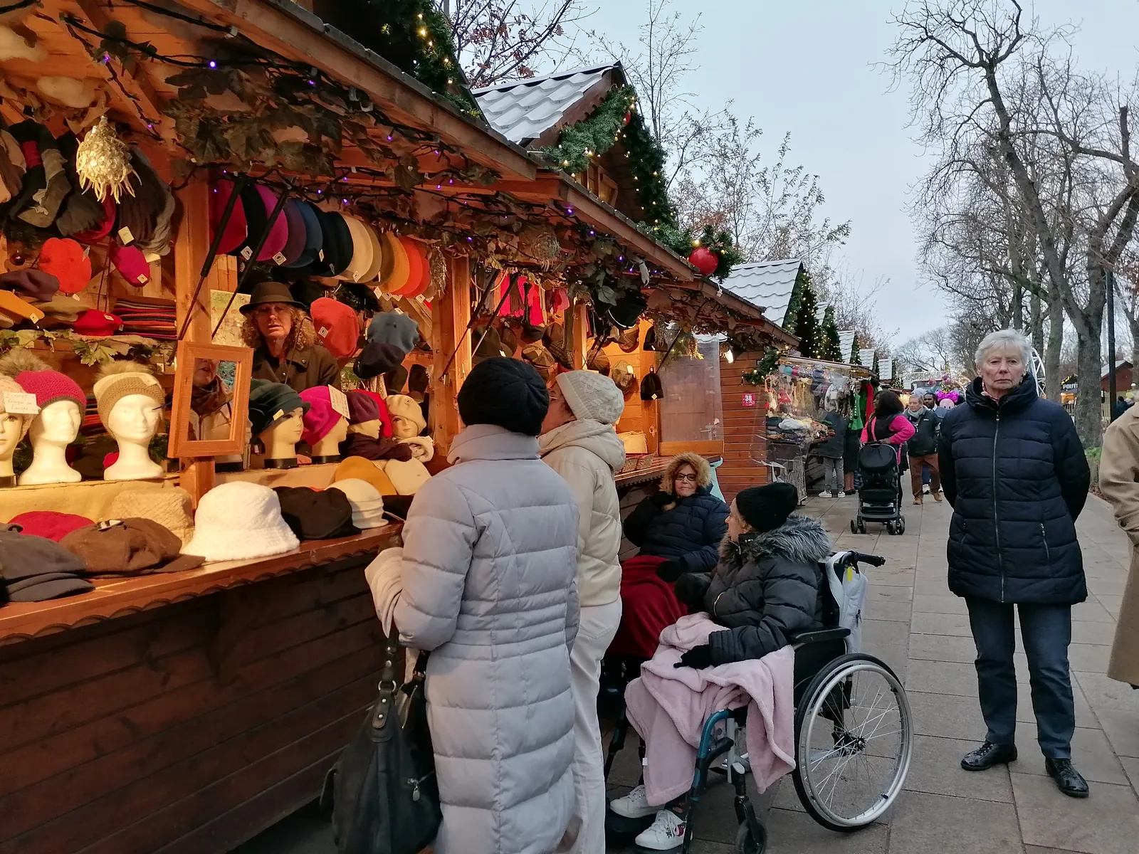Les Tourterelles d’Esbly au Marché de Noël de Reims.