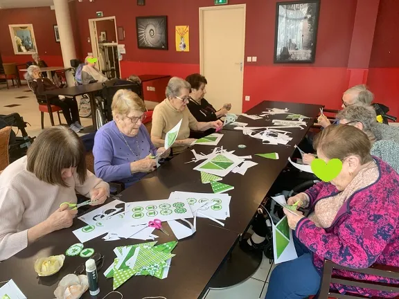 Quand le vert s’invite à la fête et que la bière se prépare en coulisses 