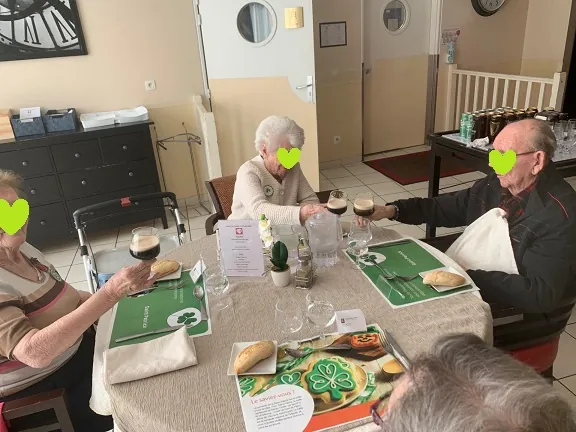 Quand le vert s’invite à la fête et que la bière se prépare en coulisses 