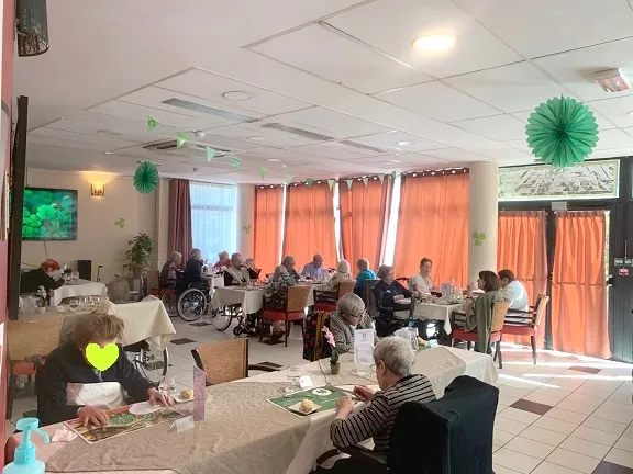 Quand le vert s’invite à la fête et que la bière se prépare en coulisses 