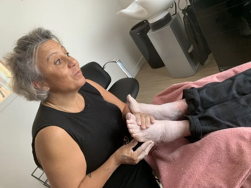 Des pieds et des mains !