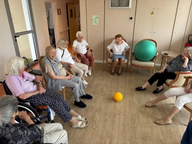 La gym douce : un rendez-vous hebdomadaire au service du bien-être de nos résidents