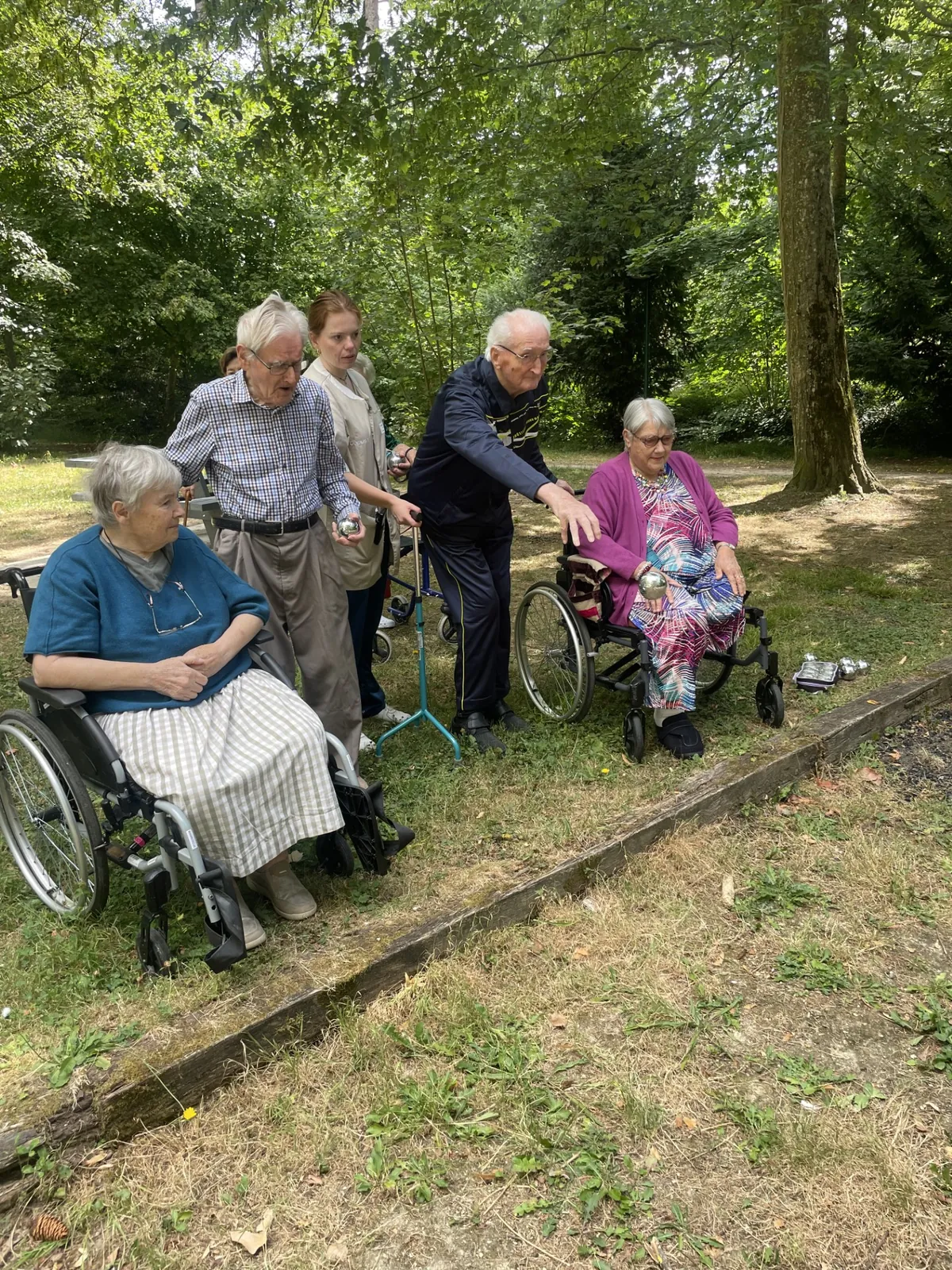 REEDUCATION : Pétanque au parc 