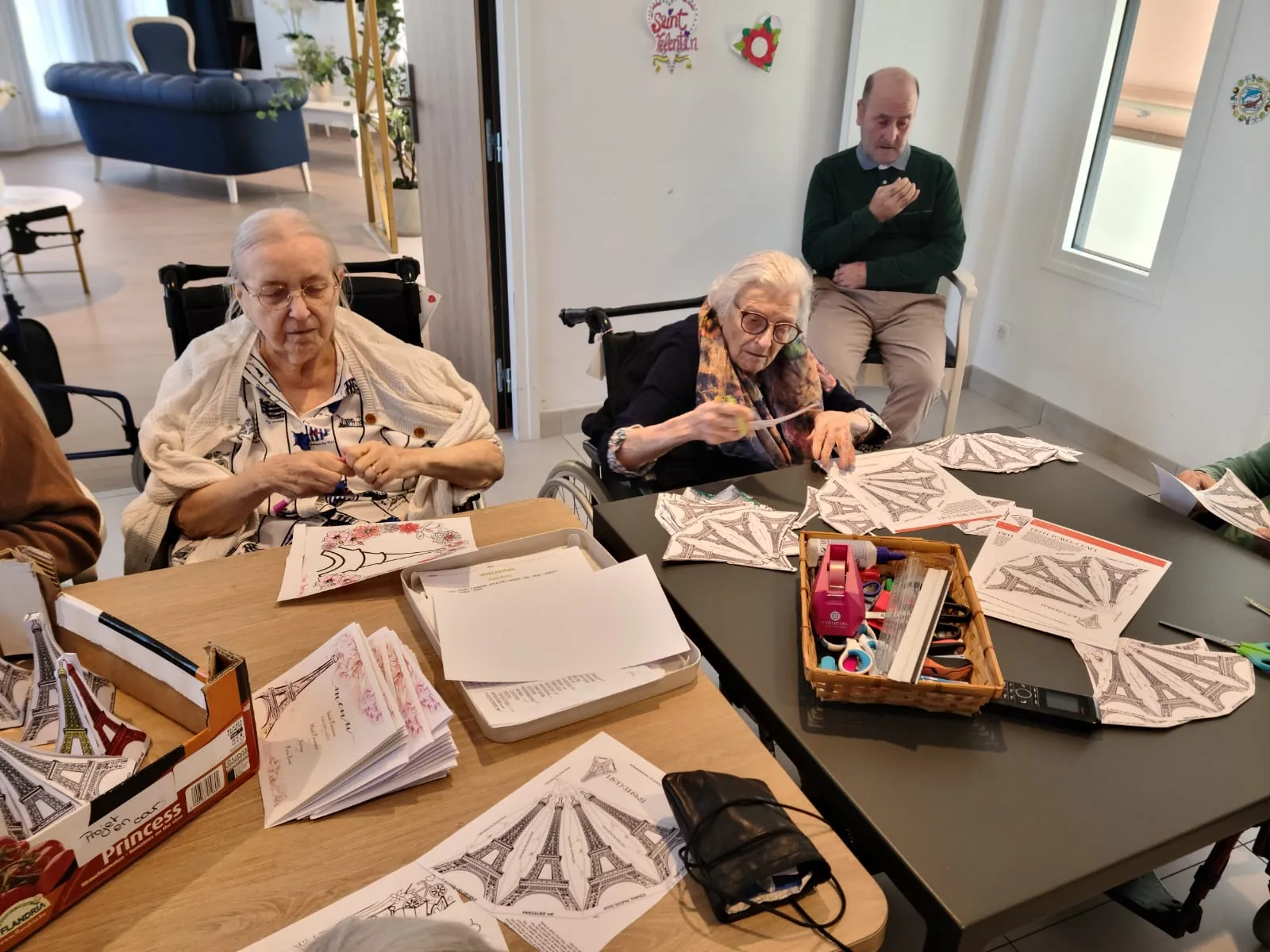 Journée Parisienne à la résidence Saint Jean - Agen 