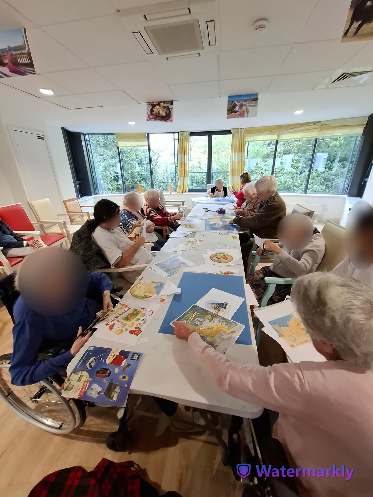 Activité créative : "La Normandie à travers nos regards"