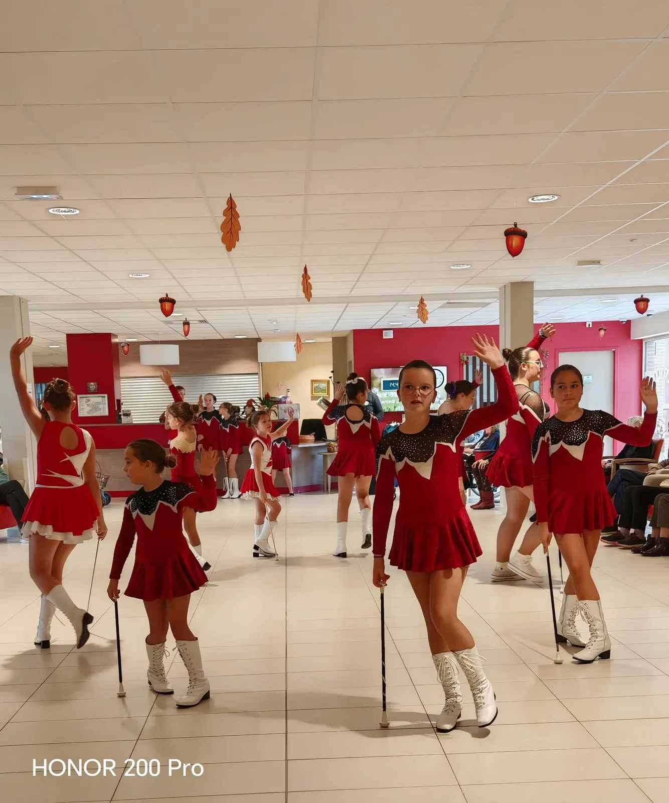 La venue des majorettes : un moment de joie partagé avec nos résidents