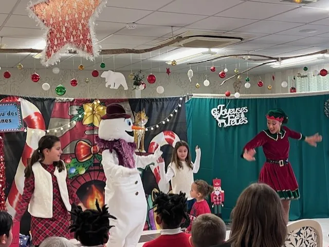 Arbre de Noël à l'EHPAD Les Tourterelles d'Esbly
