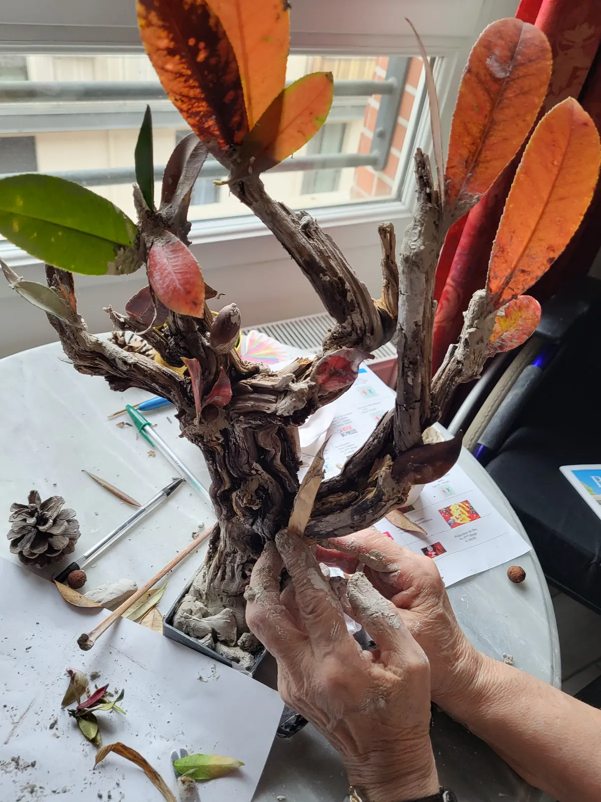 un véritable atelier de modelage _ A la résidence  Adrets 