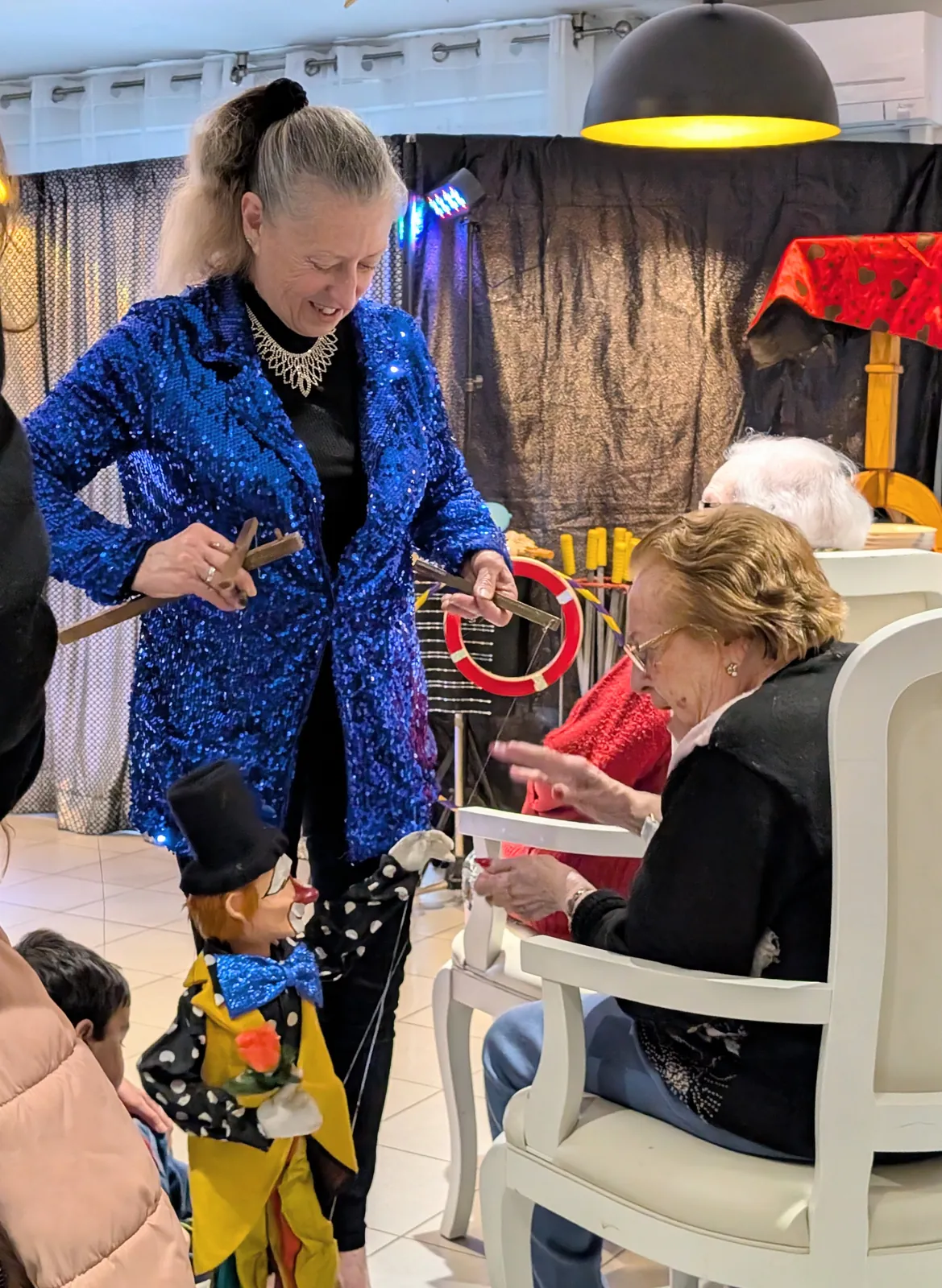 Après-midi magique: le Noël des enfants à la résidence !