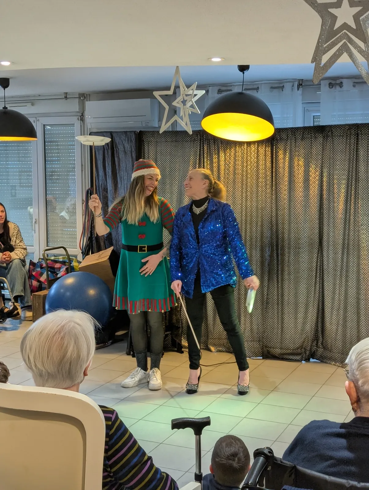 Après-midi magique: le Noël des enfants à la résidence !