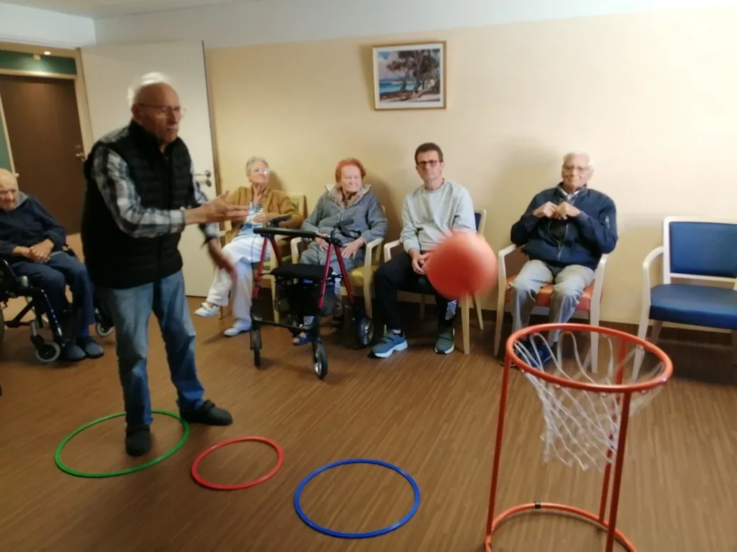 LES JEUX  OLYMPIQUES  AU GRAND JARDIN 