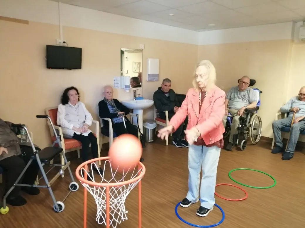 LES JEUX  OLYMPIQUES  AU GRAND JARDIN 
