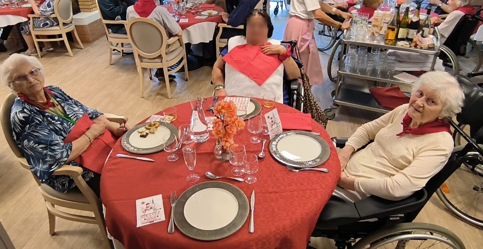 Les Fêtes de Bayonne s'invitent à la résidence : un déjeuner convivial et gourmand