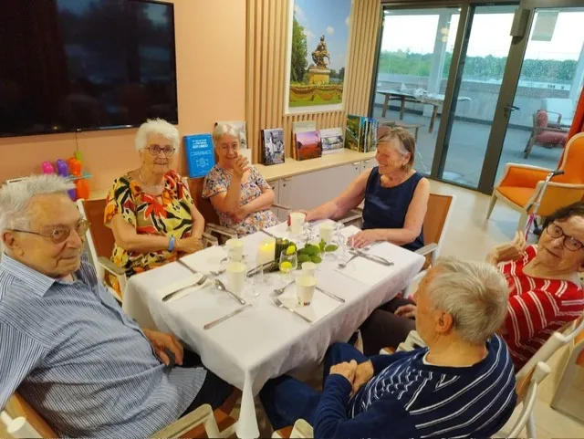 Soirée estivale à la résidence des terrasses de l'étoile