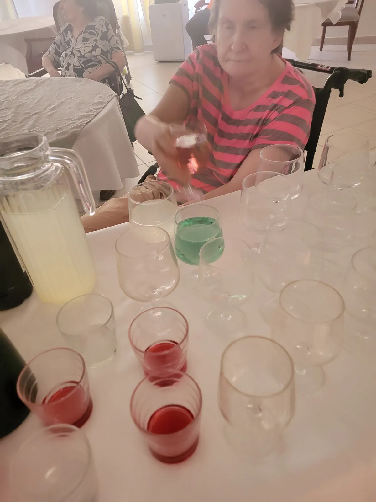 Dégustation d'eaux aromatisées et défi hydratation aux Adrets 