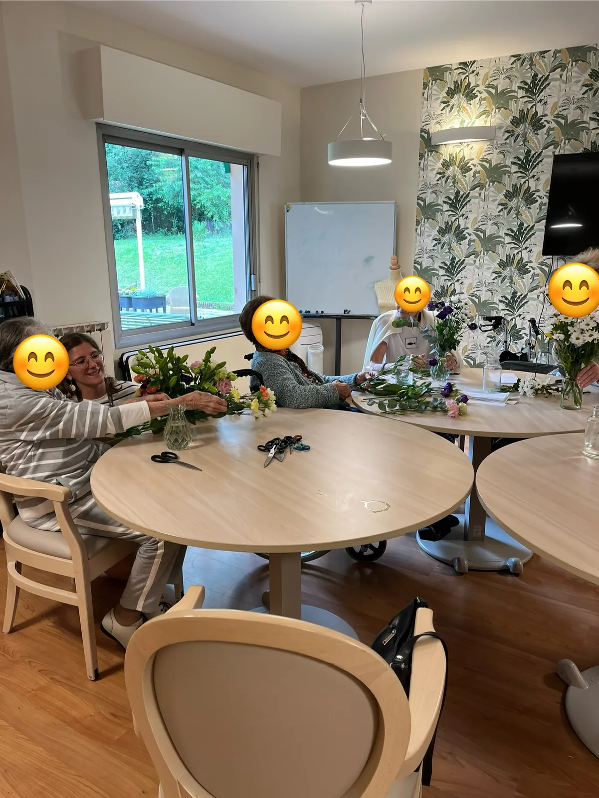 Une bonne odeur de fleurs fraîches embaume le rez-de-chaussée !