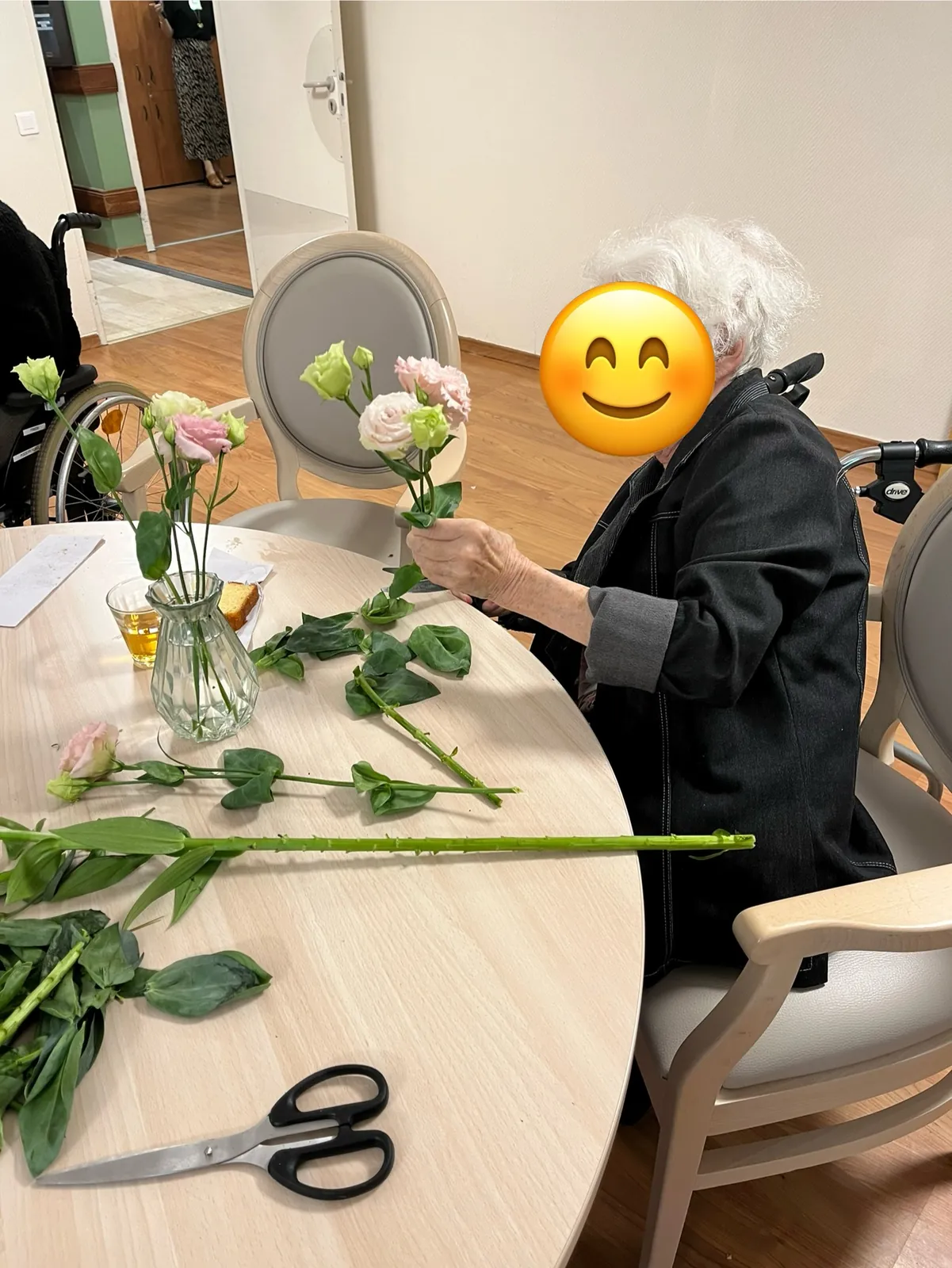Une bonne odeur de fleurs fraîches embaume le rez-de-chaussée !