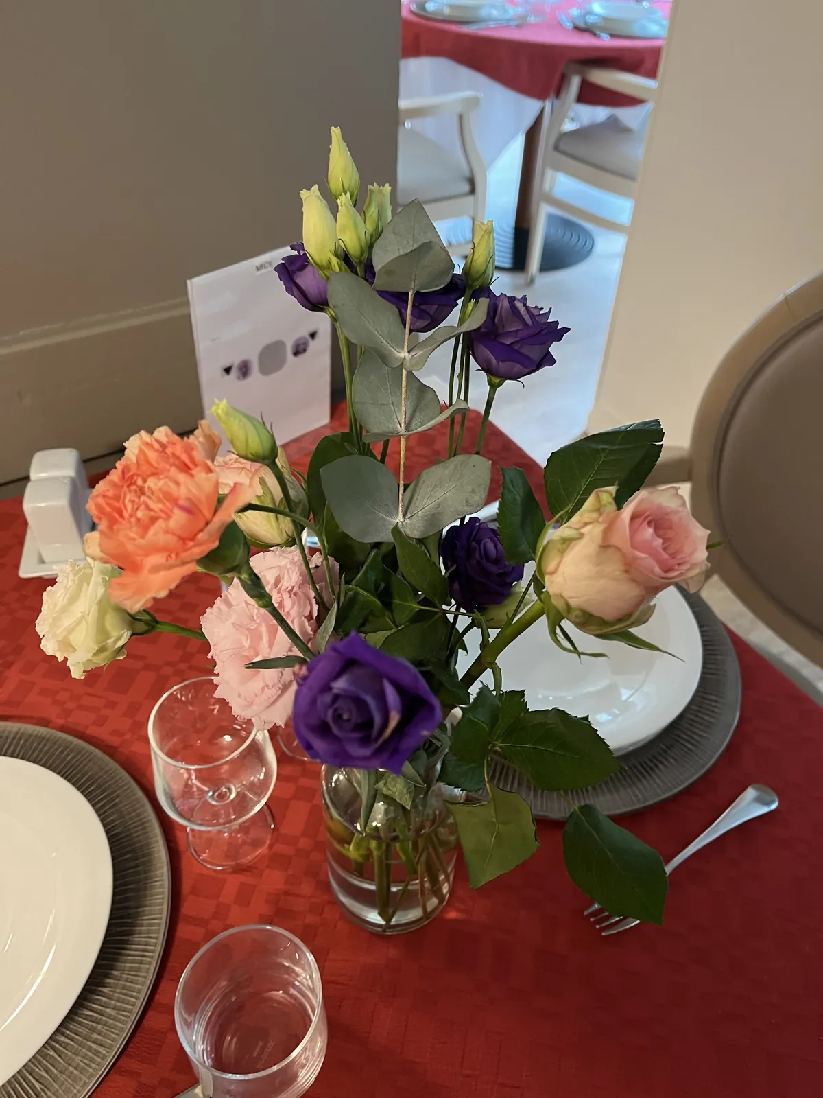 Une bonne odeur de fleurs fraîches embaume le rez-de-chaussée !