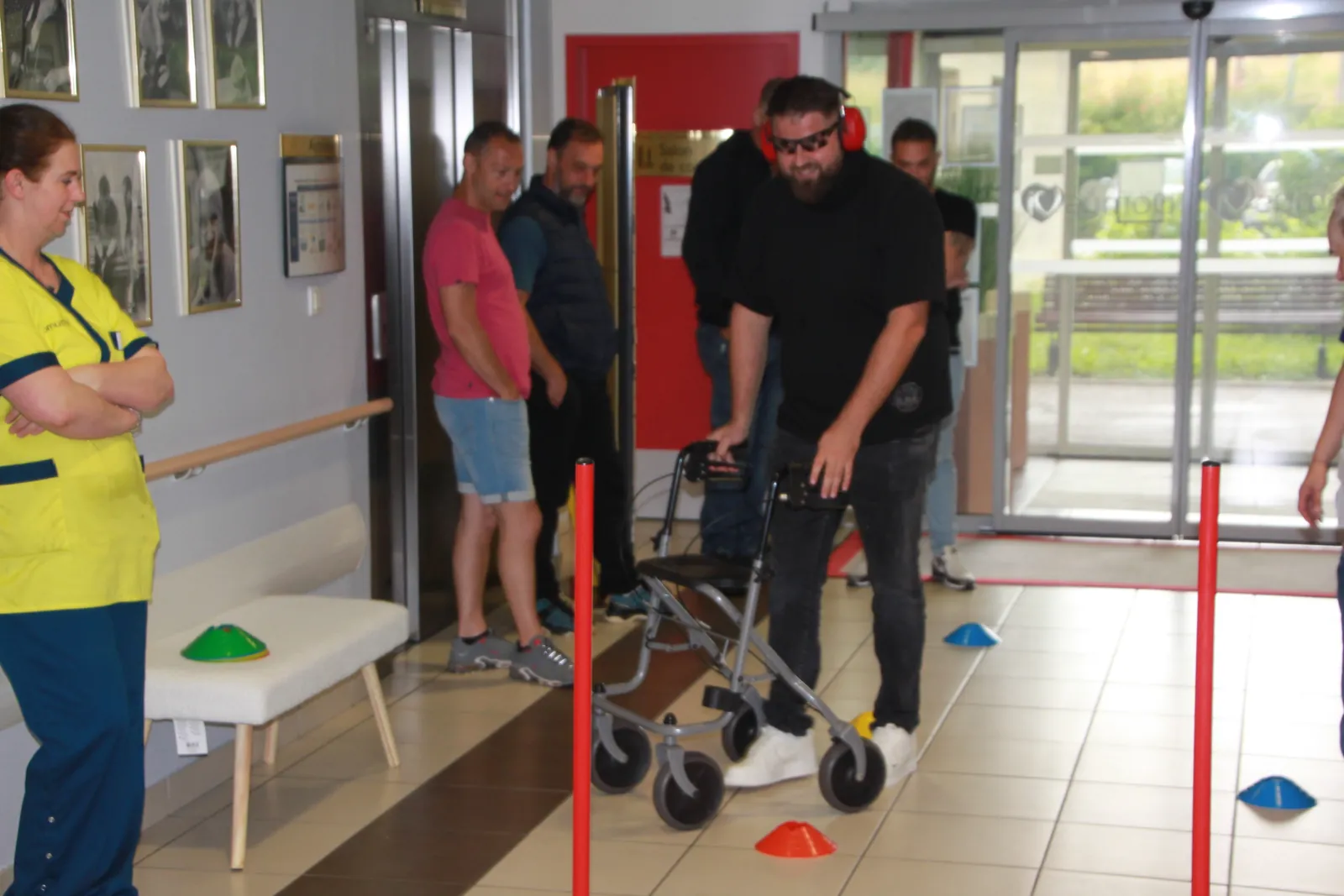 Visite Immersive des Agents de Maintenance de la SNCF à la résidence les jardins Medicis : Une Expérience Enrichissante