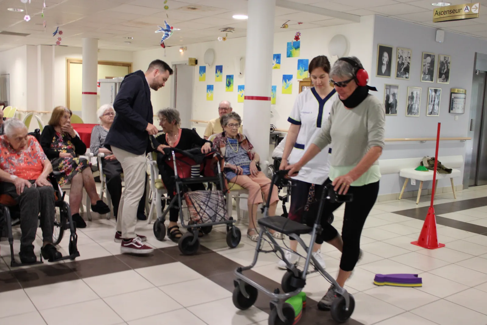 Visite Immersive des Agents de Maintenance de la SNCF à la résidence les jardins Medicis : Une Expérience Enrichissante