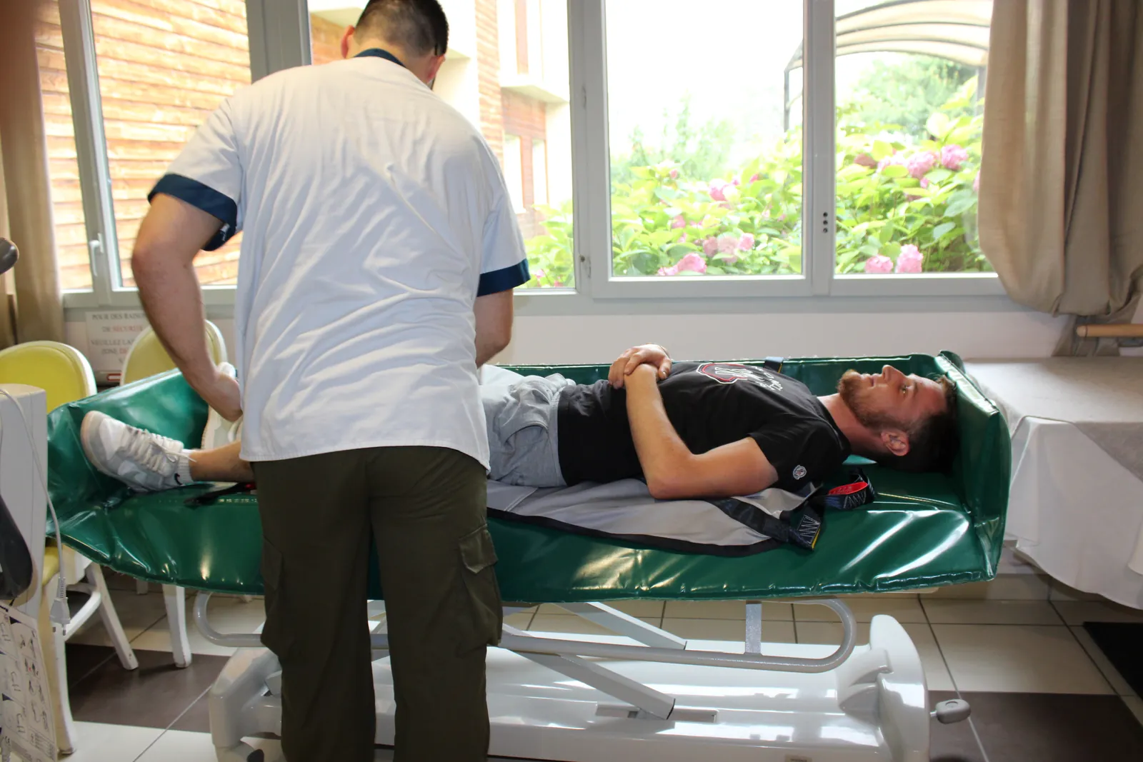 Visite Immersive des Agents de Maintenance de la SNCF à la résidence les jardins Medicis : Une Expérience Enrichissante