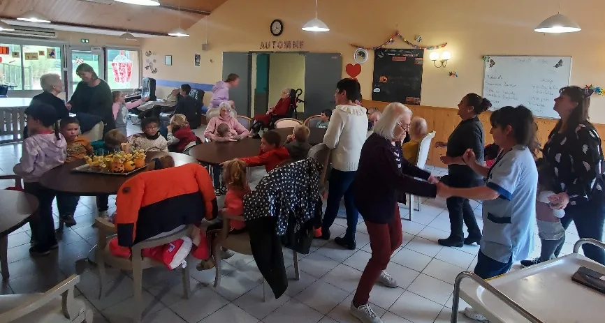 Les enfants du centre de loisirs nous rendent visite !