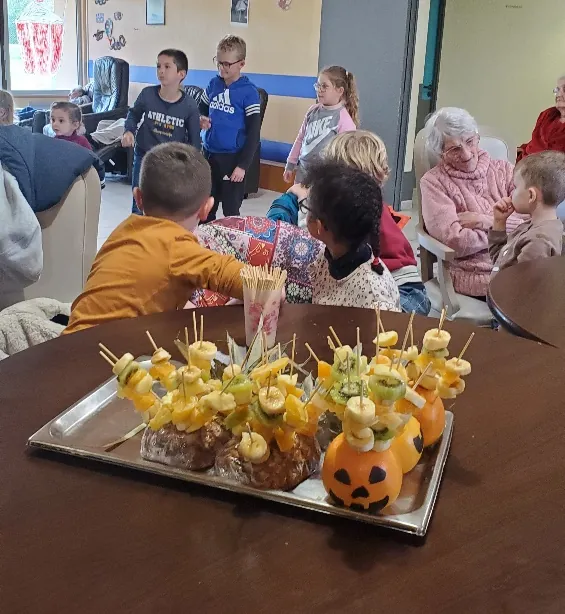 Les enfants du centre de loisirs nous rendent visite !