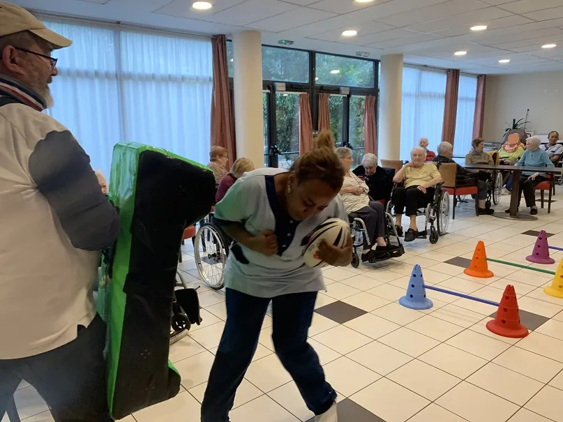 Rugby intergénérationnel à Médicis !