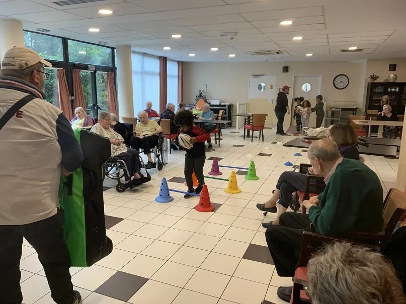 Rugby intergénérationnel à Médicis !