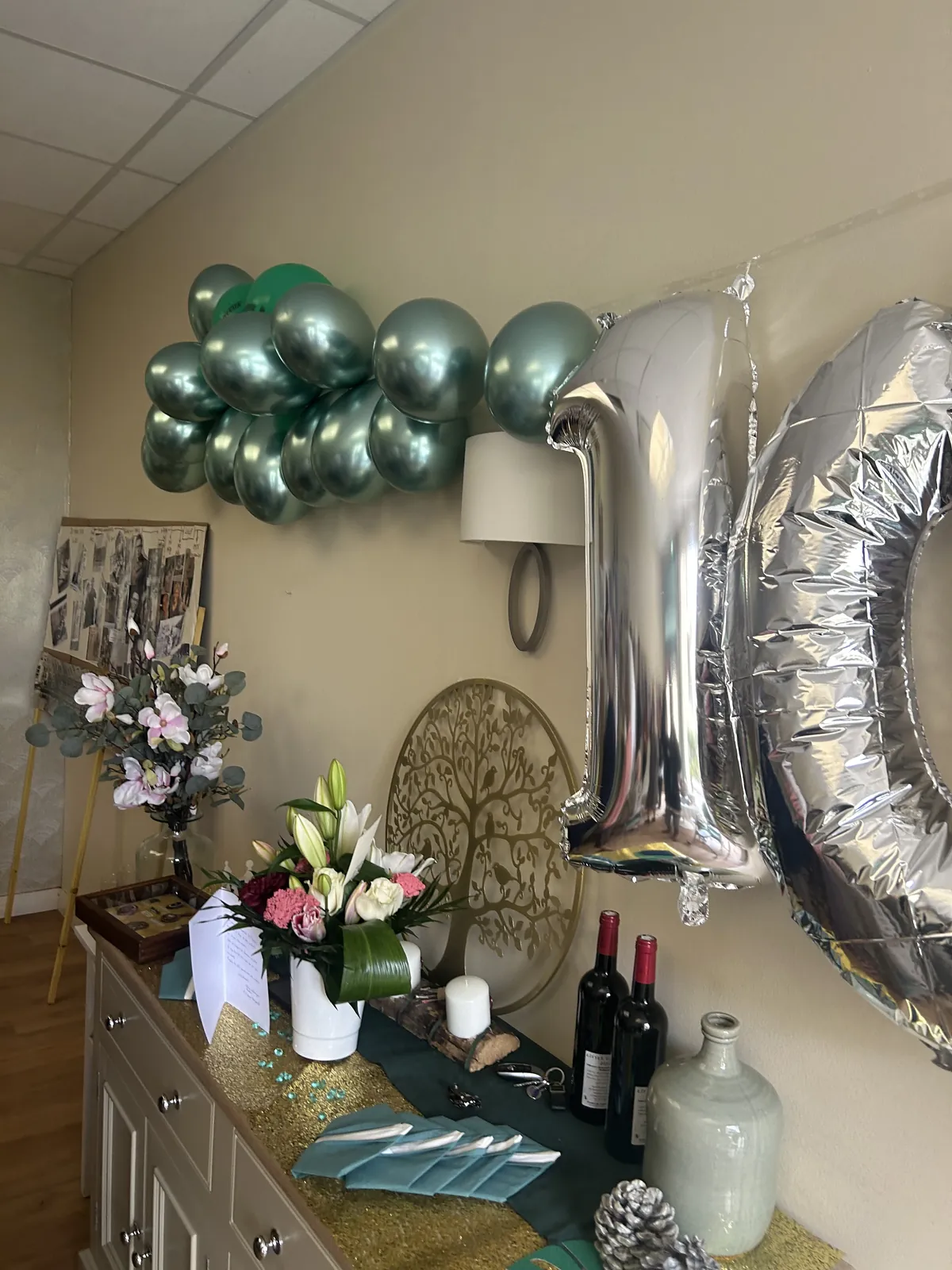 M. LEROY a fêté ses 100 ans avec sa famille a la Résidence MAGUERITE 