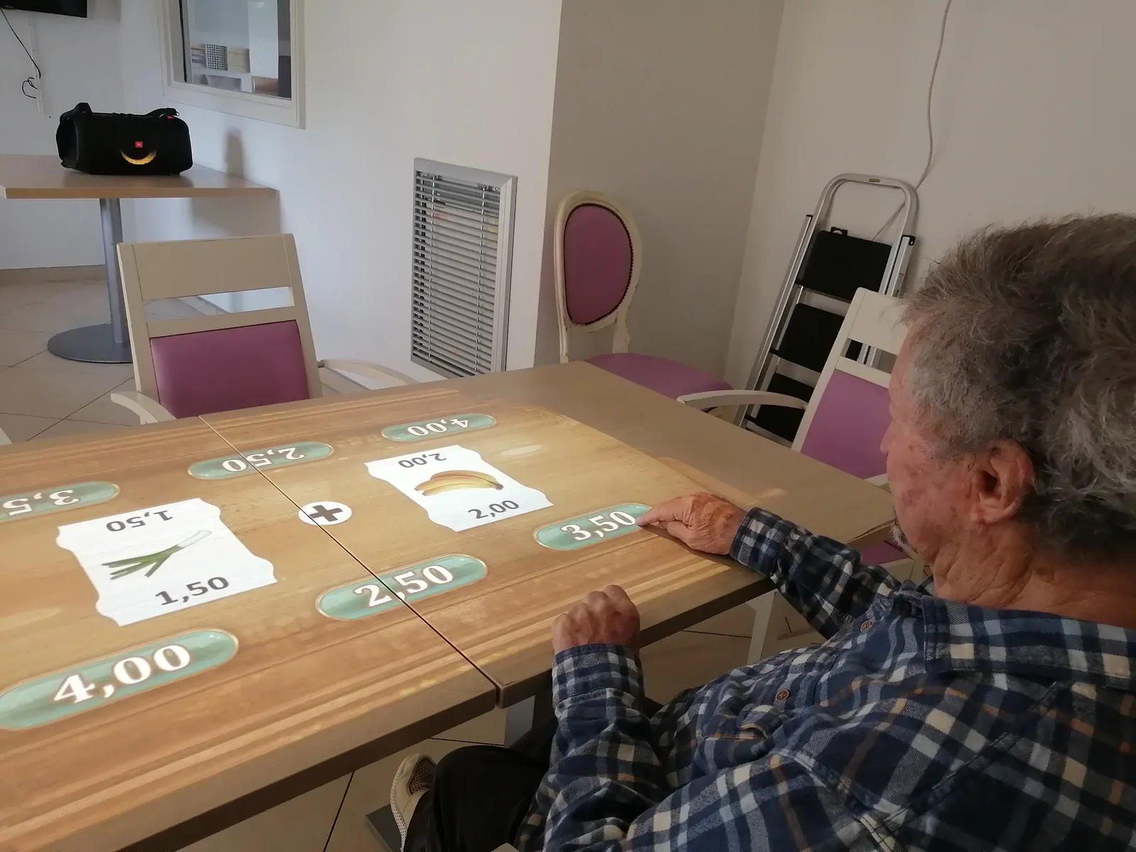 Table interactive 