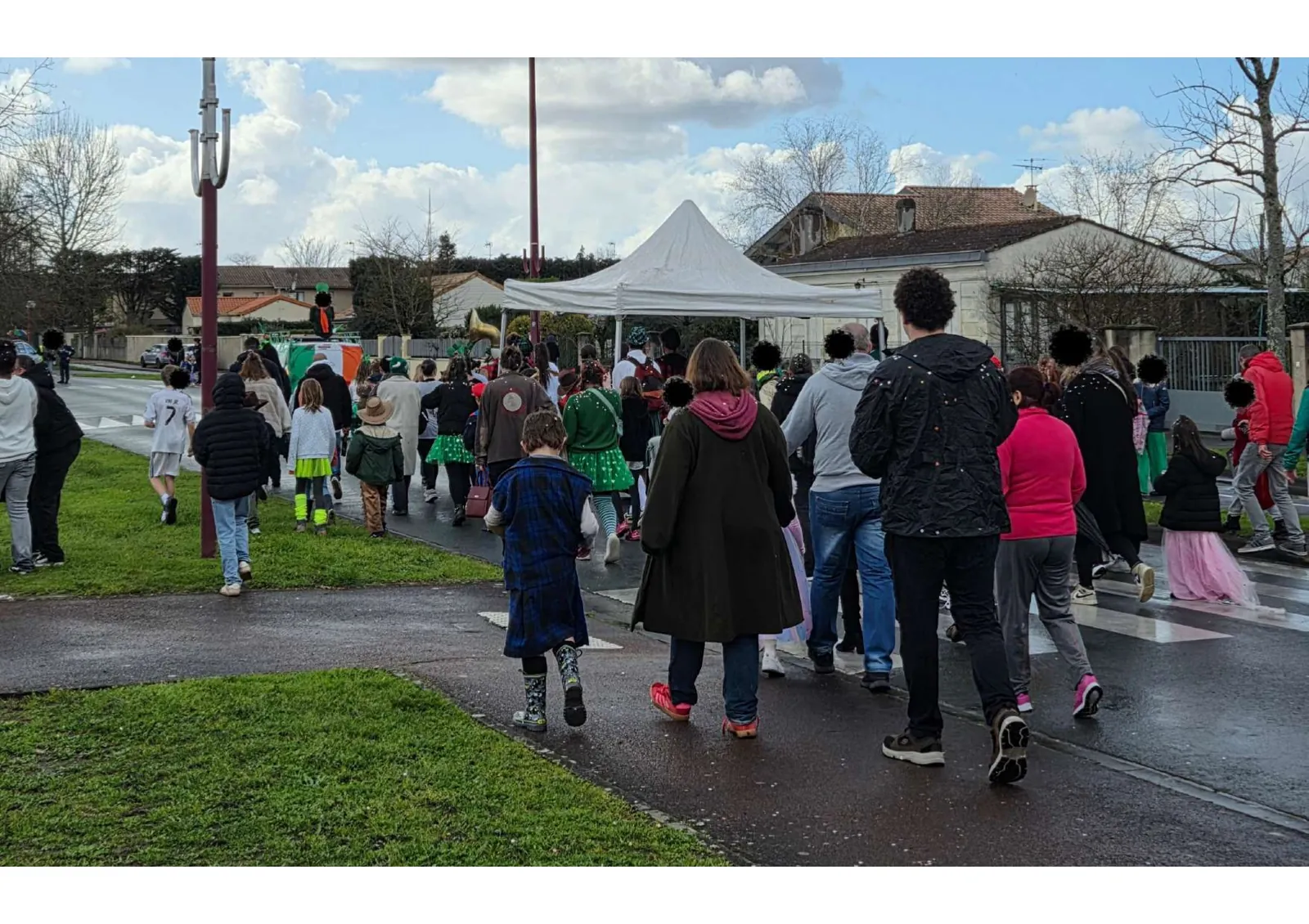 Balade à Parempuyre et immersion festive au défilé du Carnaval 